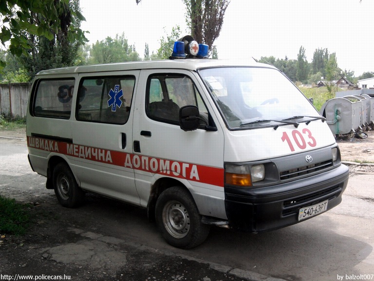 Toyota Hiace, fotó: balzolt007
Keywords: ukrán Ukrajna mentő mentőautó ambulance Ukraine ukrainian