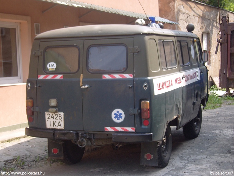 UAZ, fotó: balzolt007
Keywords: ukrán Ukrajna mentő mentőautó ambulance Ukraine ukrainian