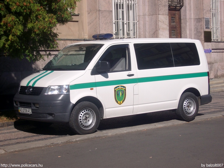 Volkswagen Transporter T5, fotó: balzolt007
Keywords: ukrán Ukrajna AO2758AC Ukraine ukrainian