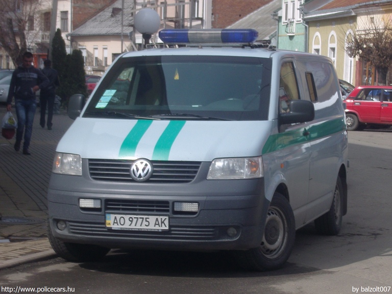 Volkswagen Transporter T5, fotó: balzolt007
Keywords: ukrán Ukrajna AO9775AK Ukraine ukrainian
