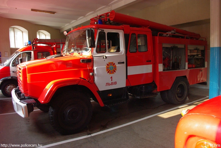 ZIL 432921 AC-40 63B.02, fotó: PChris
Keywords: ukrán Ukrajna tûzoltó tûzoltóautó tûzoltóság fire firetruck Ukraine ukrainian