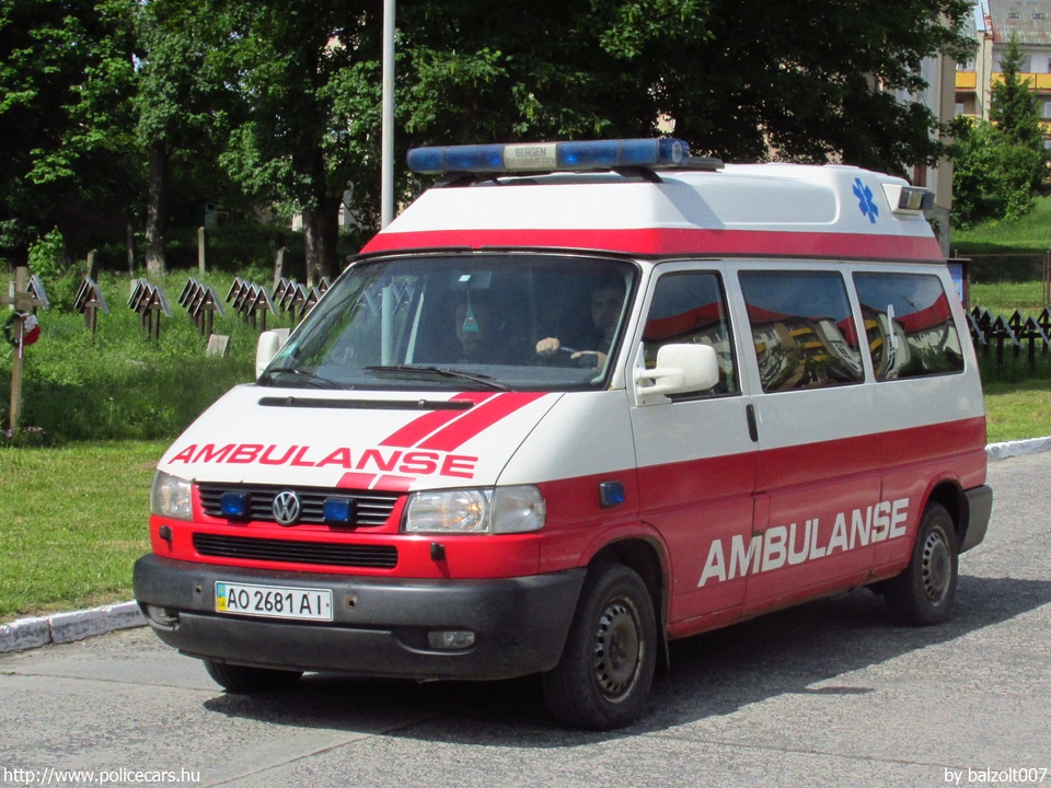 Volkswagen Transporter T4, fotó: balzolt007
Keywords: ukrán Ukrajna mentő mentőautó AO2681AI ambulance Ukraine ukrainian