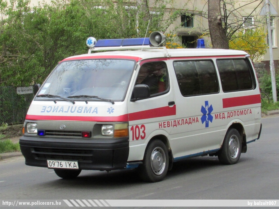 Toyota Hiace, fotó: balzolt007
Keywords: ukrán Ukrajna mentő mentőautó 0976IKA Ukraine ukrainian ambulance