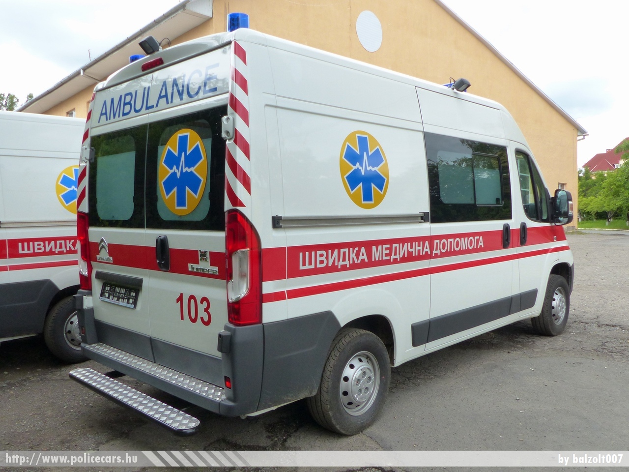 Citroen Jumper, fotó: balzolt007
Keywords: ukrán Ukrajna mentő mentőautó ambulance Ukraine ukrainian