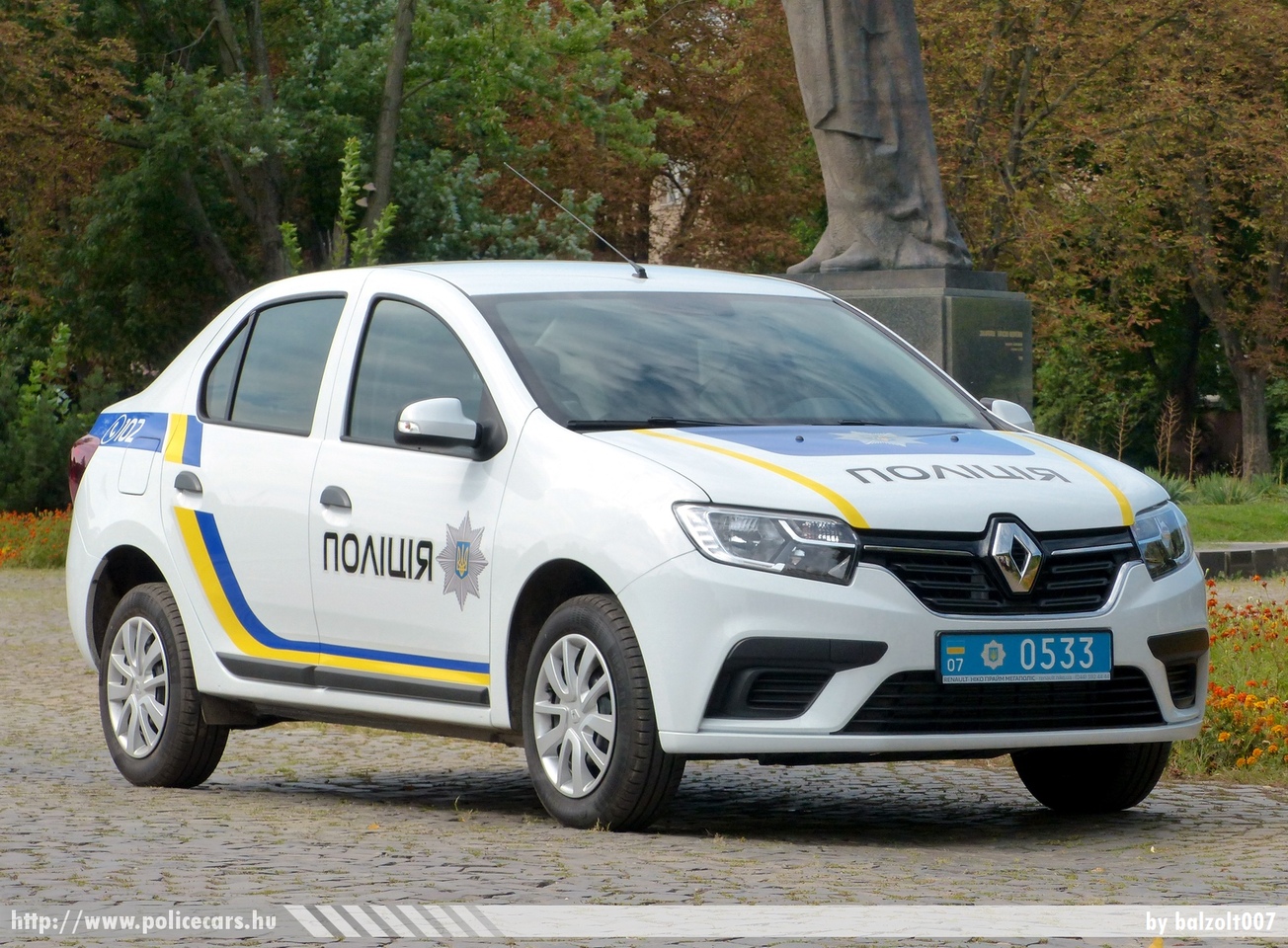 Renault Logan, fotó: balzolt007
Keywords: ukrán Ukrajna rendőr rendőrautó rendőrség ukrainian Ukraine police policecar