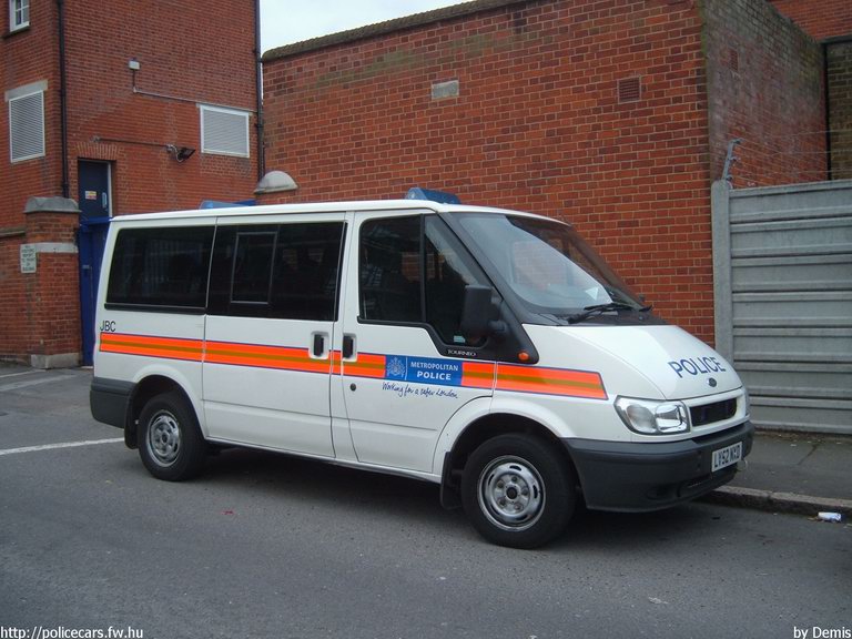 Ford Transit, fotó: Demis
Keywords: angol anglia egyesült királyság rendőr rendőrautó rendőrség