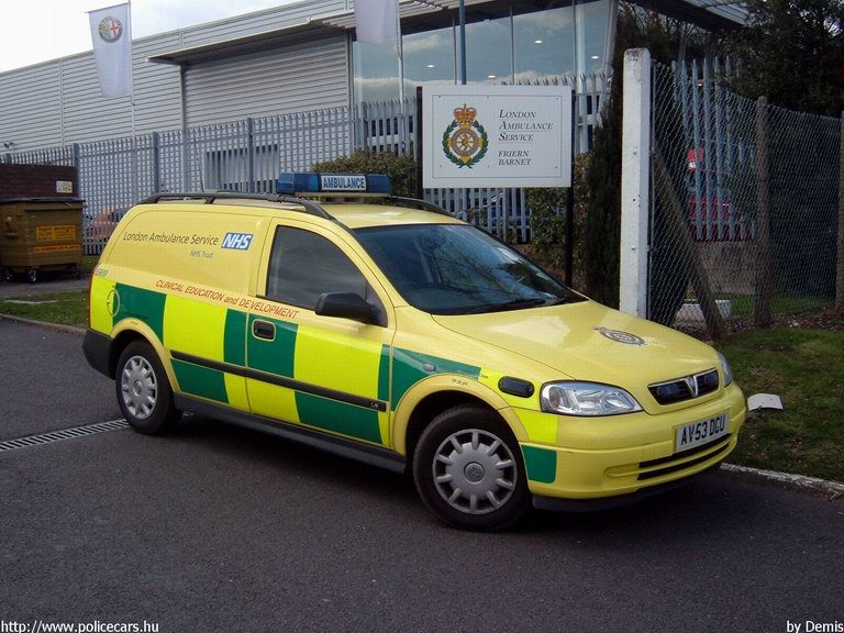 Vauxhall Astra G, fotó: Demis
Keywords: angol anglia egyesült királyság mentő mentőautó