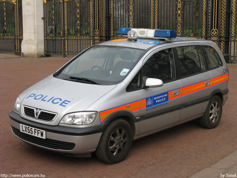 Vauxhall Zafira, fotó: Tonsil
Keywords: angol anglia egyesült királyság rendőr rendőrautó rendőrség