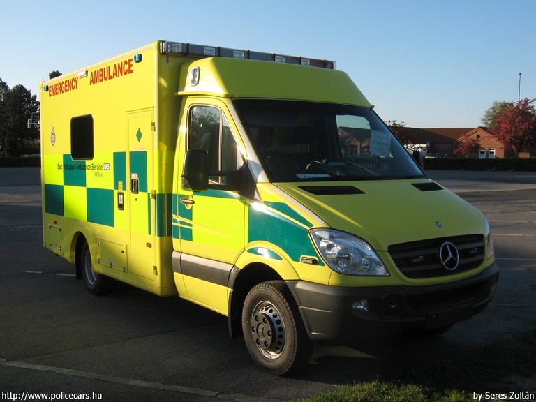 Mercedes-Benz Sprinter II, fotó: Seres Zoltán
Keywords: angol Anglia mentő mentőautó