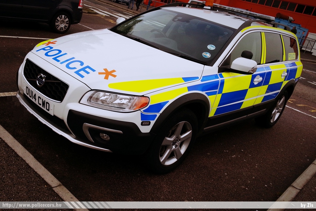 Volvo, fotó: Zls
Keywords: angol Anglia rendőr rendőrautó rendőrség police policecar United Kingdom