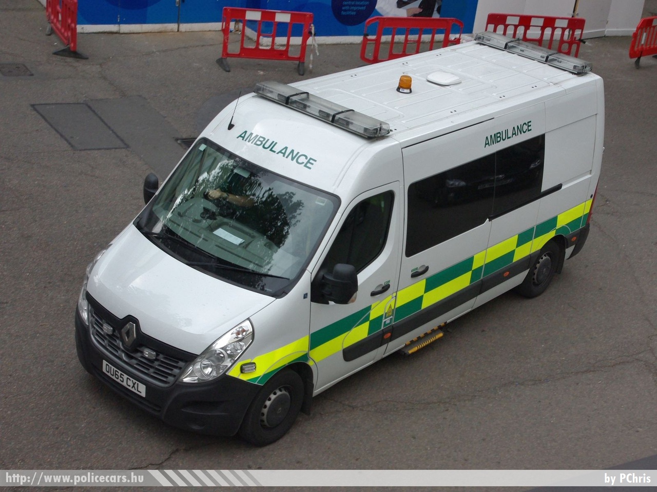 Renault Master, fotó: PChris
Keywords: angol Anglia mentő mentőautó ambulance United Kingdom