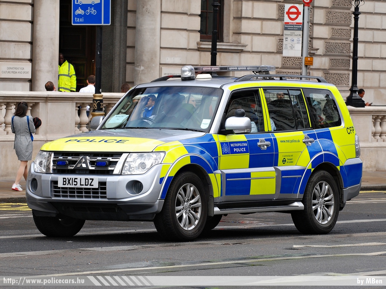 Mitsubishi Pajero, fotó: MBen
Keywords: angol Anglia rendőr rendőrautó rendőrség english England police policecar