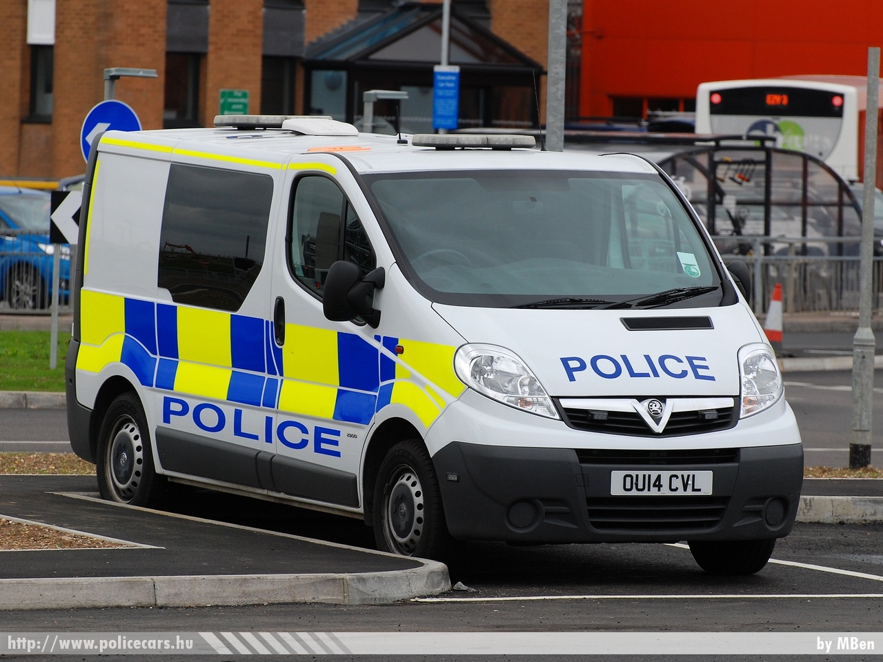 Vauxhall Vivaro, fotó: MBen
Keywords: angol Anglia rendőr rendőrautó rendőrség english England police policecar