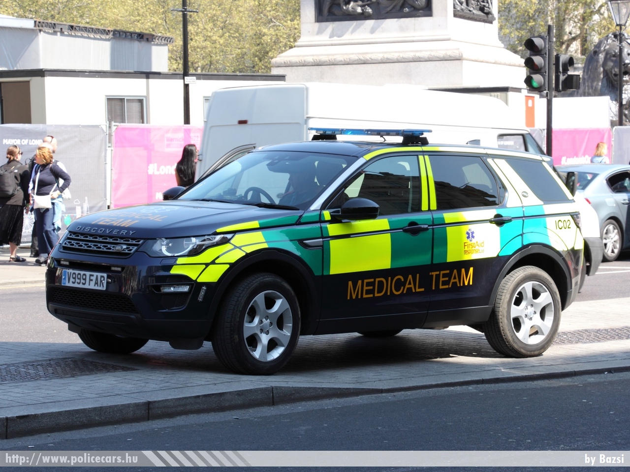 Land Rover Discovery, fotó: Bazsi
Keywords: angol anglia egyesült királyság mentő mentőautó England united kingdom ambulance