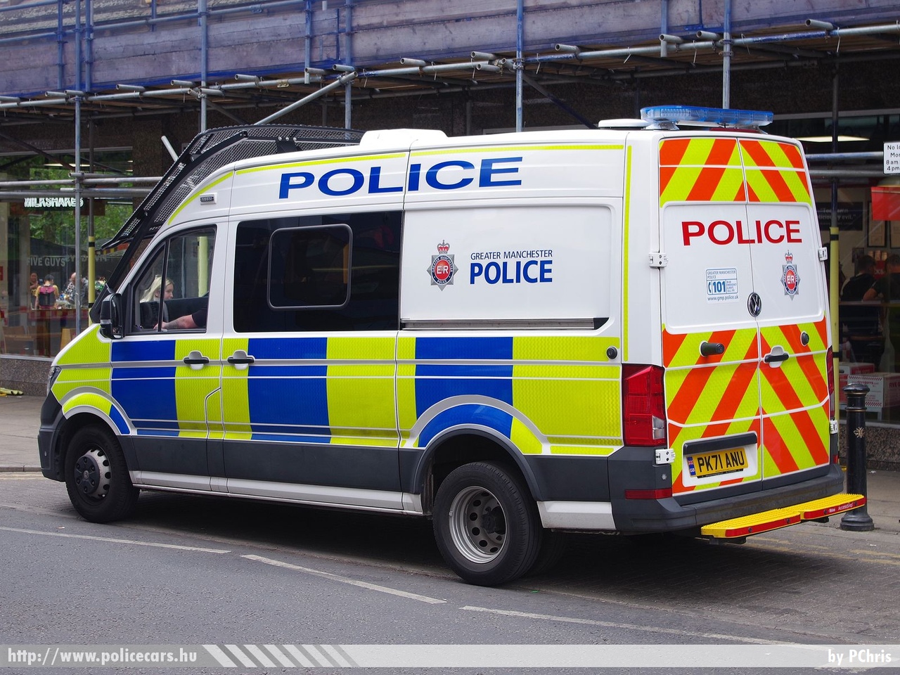 Volkswagen Crafter, fotó: PChris
Keywords: angol Anglia rendőr rendőrautó rendőrség english England police policecar