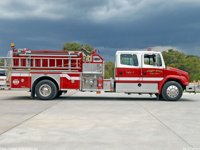 Freightliner, fotó: GTakacs
Keywords: USA Amerikai Egyesült Államok tûzoltó tûzoltóautó tûzoltóság