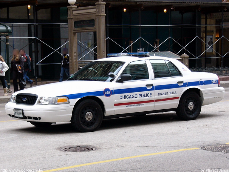 Ford Crown Victoria, fotó: Plavecz János
Keywords: USA Amerikai Egyesült Államok rendőr rendőrautó rendőrség