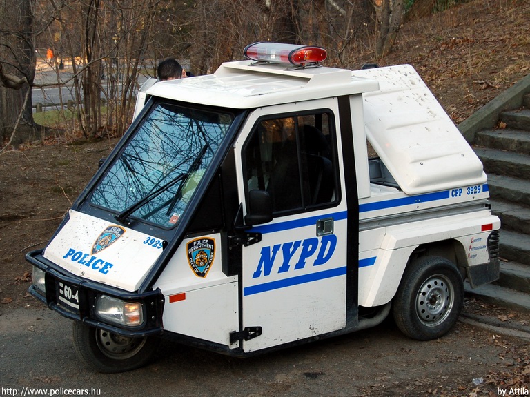 Cushman, fotó: Attila
Keywords: USA Amerikai Egyesült Államok rendőr rendőrautó rendőrség nypd