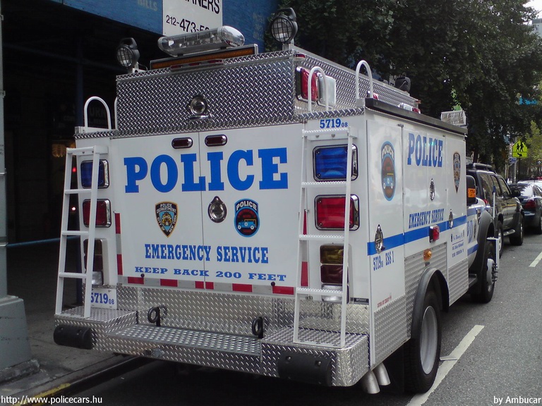 Ford F-550, fotó: Ambucar
Keywords: USA Amerikai Egyesült Államok rendőr rendőrautó rendőrség nypd