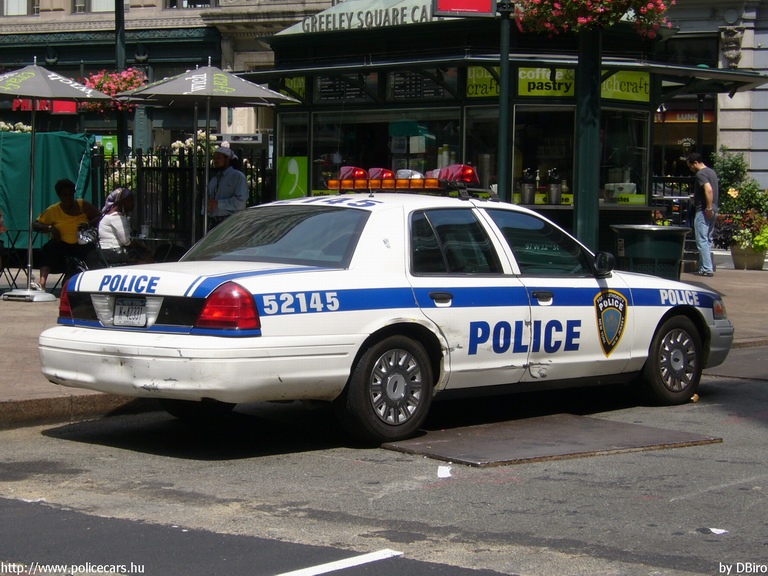 Ford Crown Victoria, fotó: DBiro
Keywords: USA Amerikai Egyesült Államok rendőr rendőrautó rendőrség