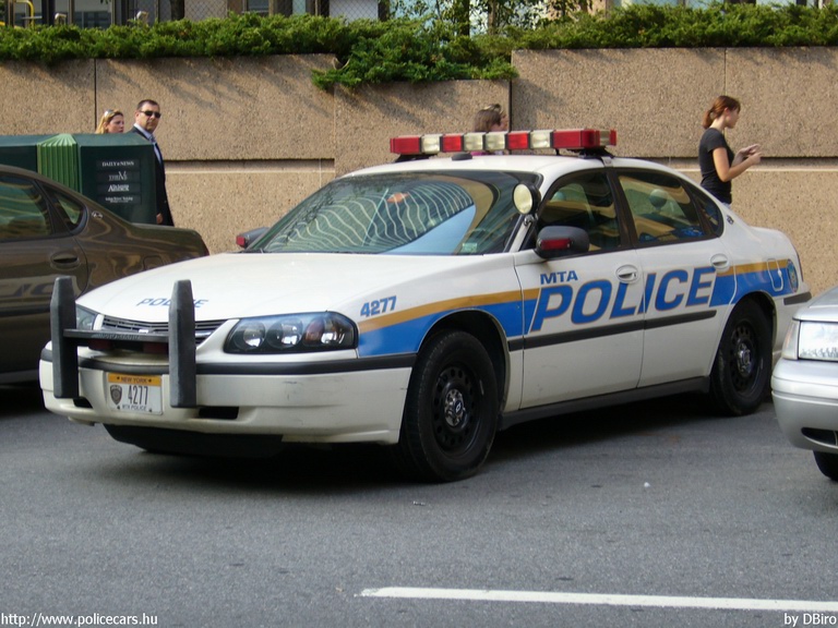 Chevrolet Impala, fotó: DBiro
Keywords: USA Amerikai Egyesült Államok rendőr rendőrautó rendőrség