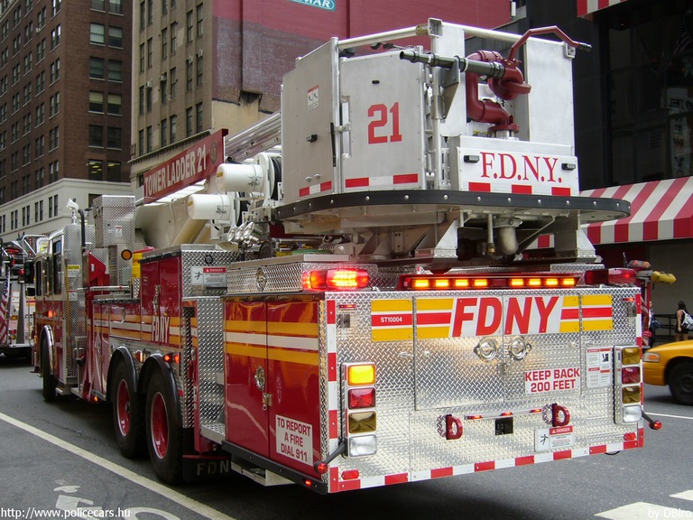 Seagrave Marauder II Aerialscope 75ft Tower Ladder, fotó: DBiro
Keywords: USA Amerikai Egyesült Államok tûzoltó tûzoltóautó tûzoltóság fdny