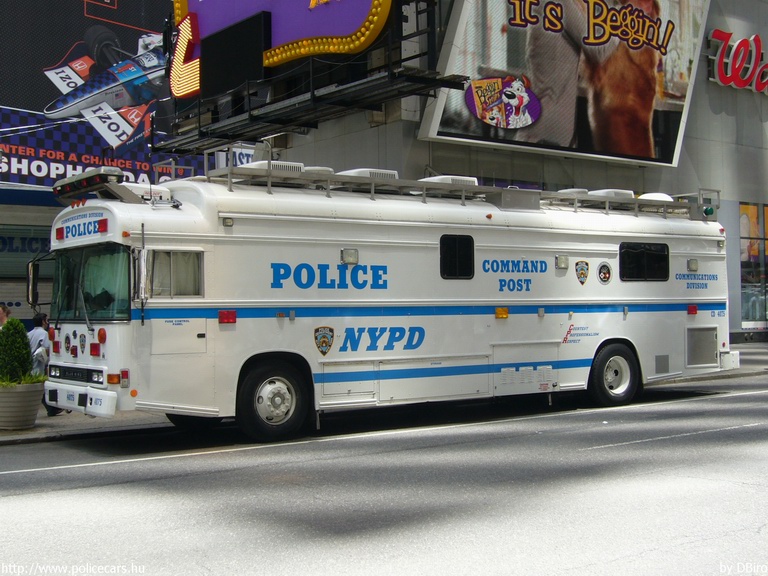 Blue Bird, fotó: DBiro
Keywords: USA Amerikai Egyesült Államok rendőr rendőrautó rendőrség nypd