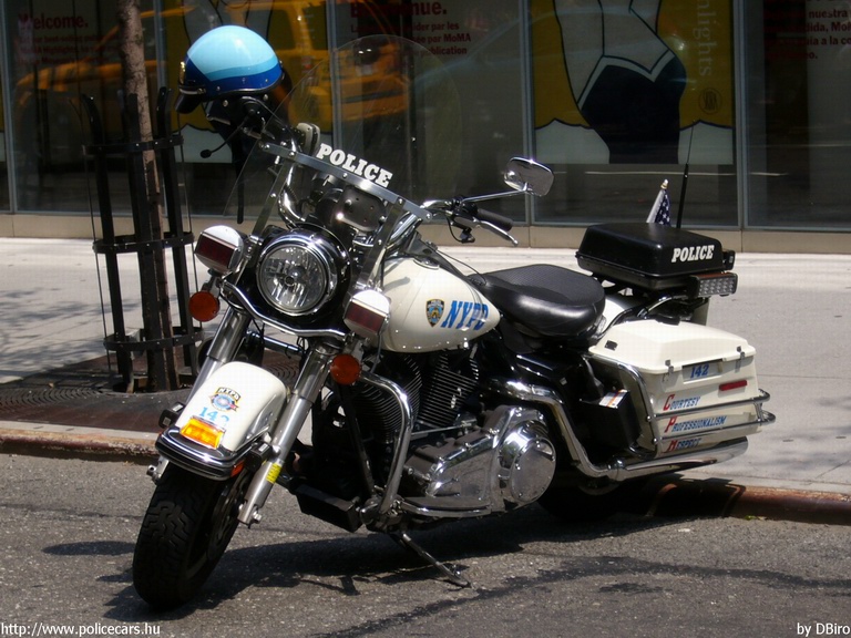 Harley-Davidson, fotó: DBiro
Keywords: USA Amerikai Egyesült Államok rendőr rendőrmotor rendőrség nypd