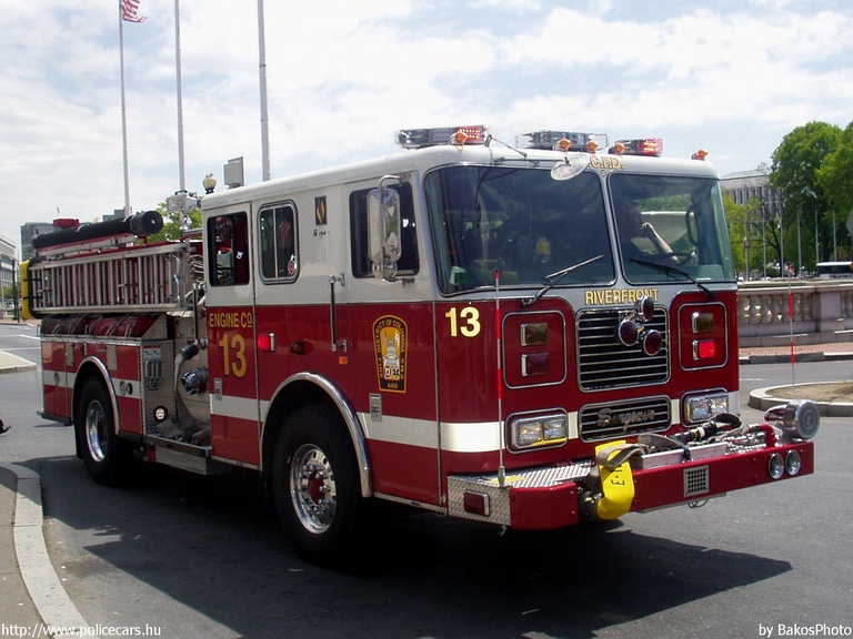 Seagrave, fotó: BakosPhoto
Keywords: tûzoltó tûzoltóság tûzoltóautó USA Amerikai Egyesült Államok