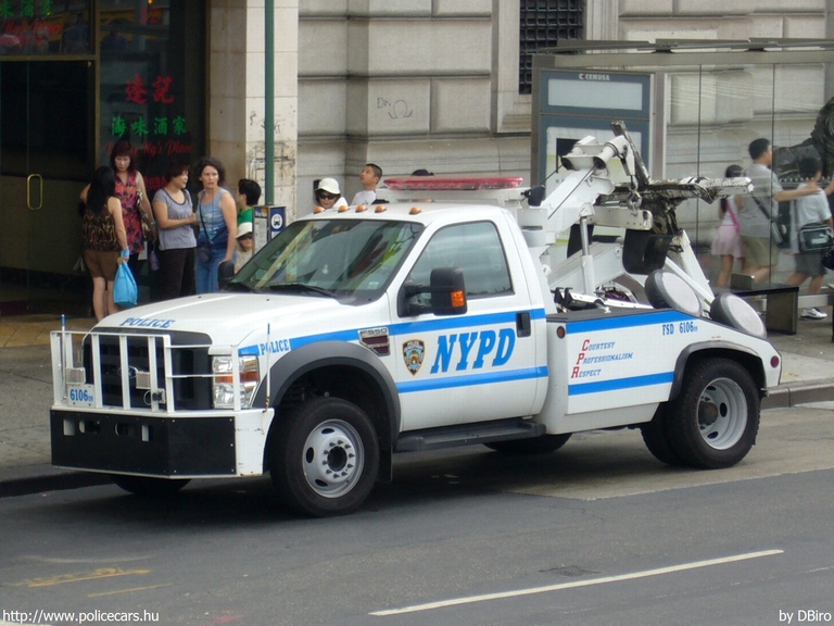 Ford F-550, fotó: DBiro
Keywords: USA Amerikai Egyesült Államok rendőr rendőrautó rendőrség NYPD