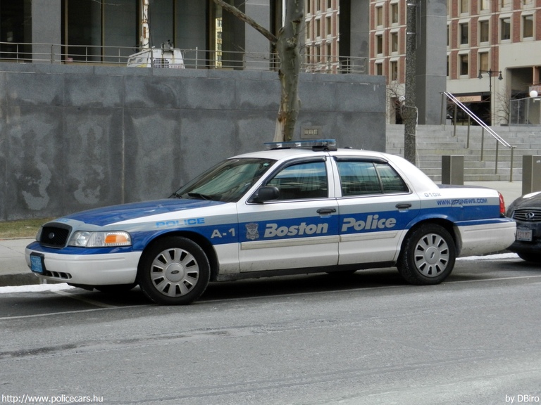 Ford Crown Victoria, fotó: DBiro
Keywords: USA Amerikai Egyesült Államok rendőr rendőrautó rendőrség