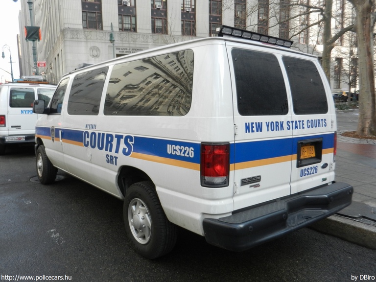 Ford E-350, fotó: DBiro
Keywords: USA Amerikai Egyesült Államok rendőr rendőrautó rendőrség