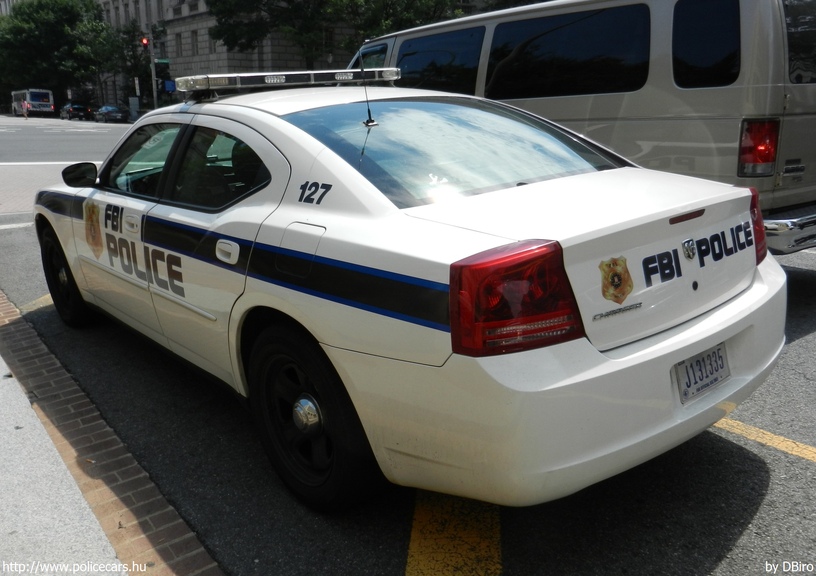 Dodge Charger, fotó: DBiro
Keywords: USA Amerikai Egyesült Államok rendőr rendőrautó rendőrség