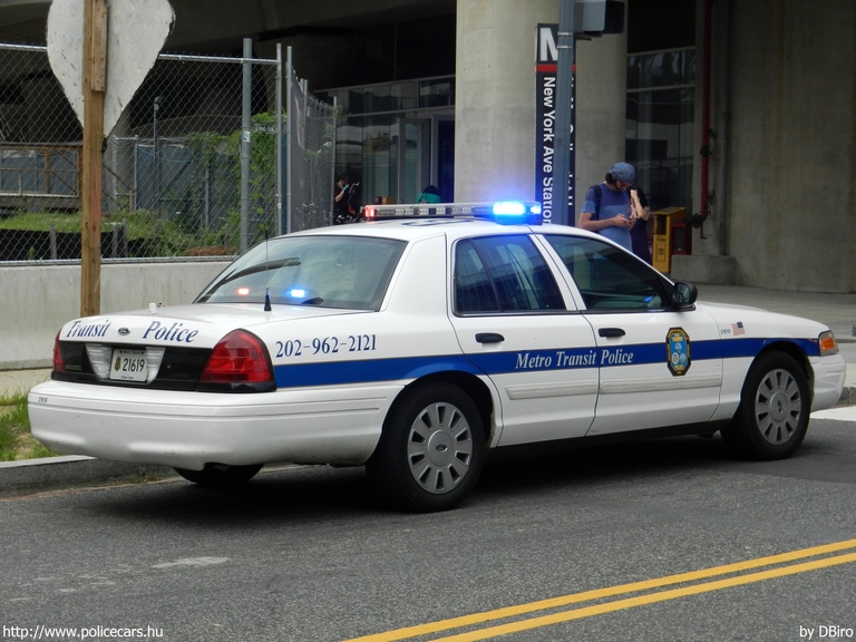 Ford Crown Victoria, fotó: DBiro
Keywords: USA Amerikai Egyesült Államok rendőr rendőrautó rendőrség