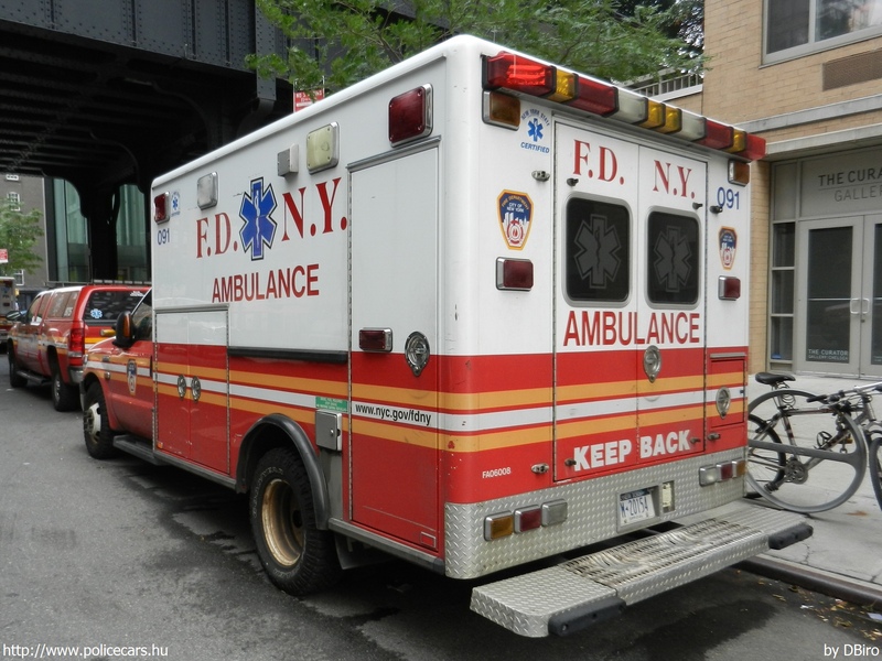 Ford F-350, fotó: DBiro
Keywords: USA Amerikai Egyesült Államok mentő mentőautó FDNY