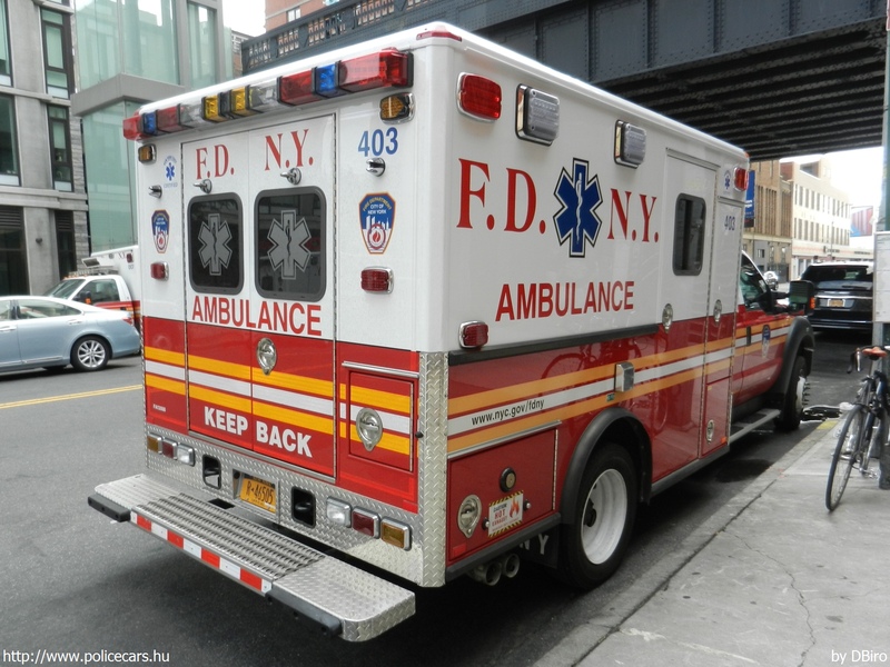 Ford F-450 Super Duty, fotó: DBiro
Keywords: USA Amerikai Egyesült Államok mentő mentőautó FDNY