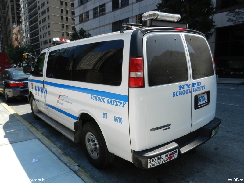 Chevrolet Express, fotó: DBiro
Keywords: USA Amerikai Egyesült Államok rendőr rendőrautó rendőrség NYPD