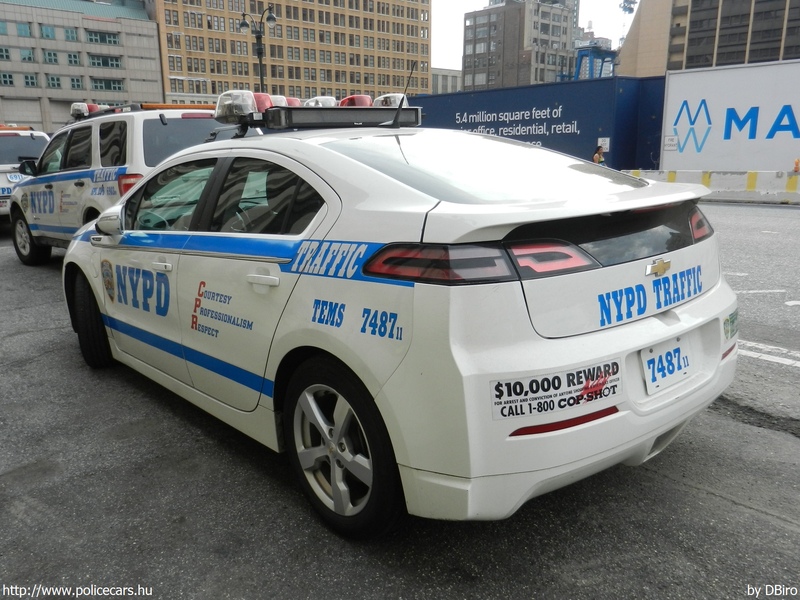 Chevrolet Volt, fotó: DBiro
Keywords: USA Amerikai Egyesült Államok rendőr rendőrautó rendőrség NYPD