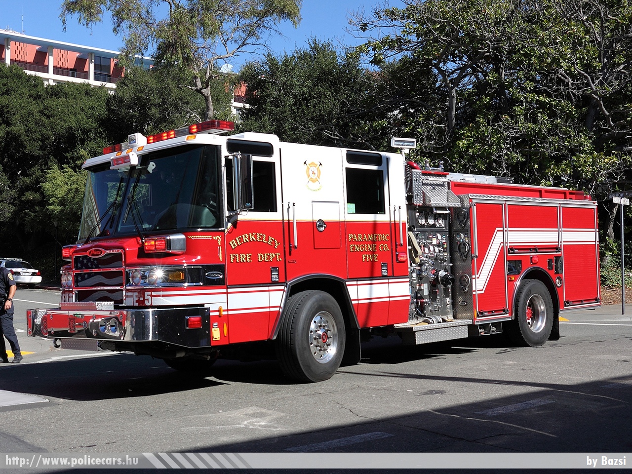 Pierce, fotó: Bazsi
Keywords: USA Amerikai Egyesült Államok tûzoltó tûzoltóautó fire dept 