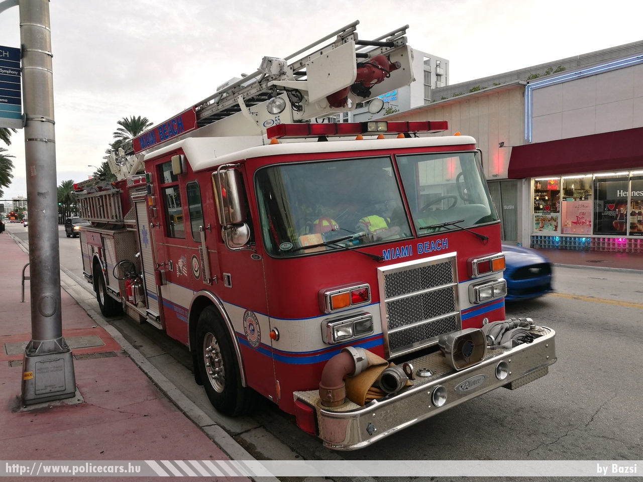 Pierce Dash 1500/720/30F/55, Miami, fotó: Bazsi
Keywords: USA Amerikai Egyesült Államok tûzoltó tûzoltóautó fire firetruck united states