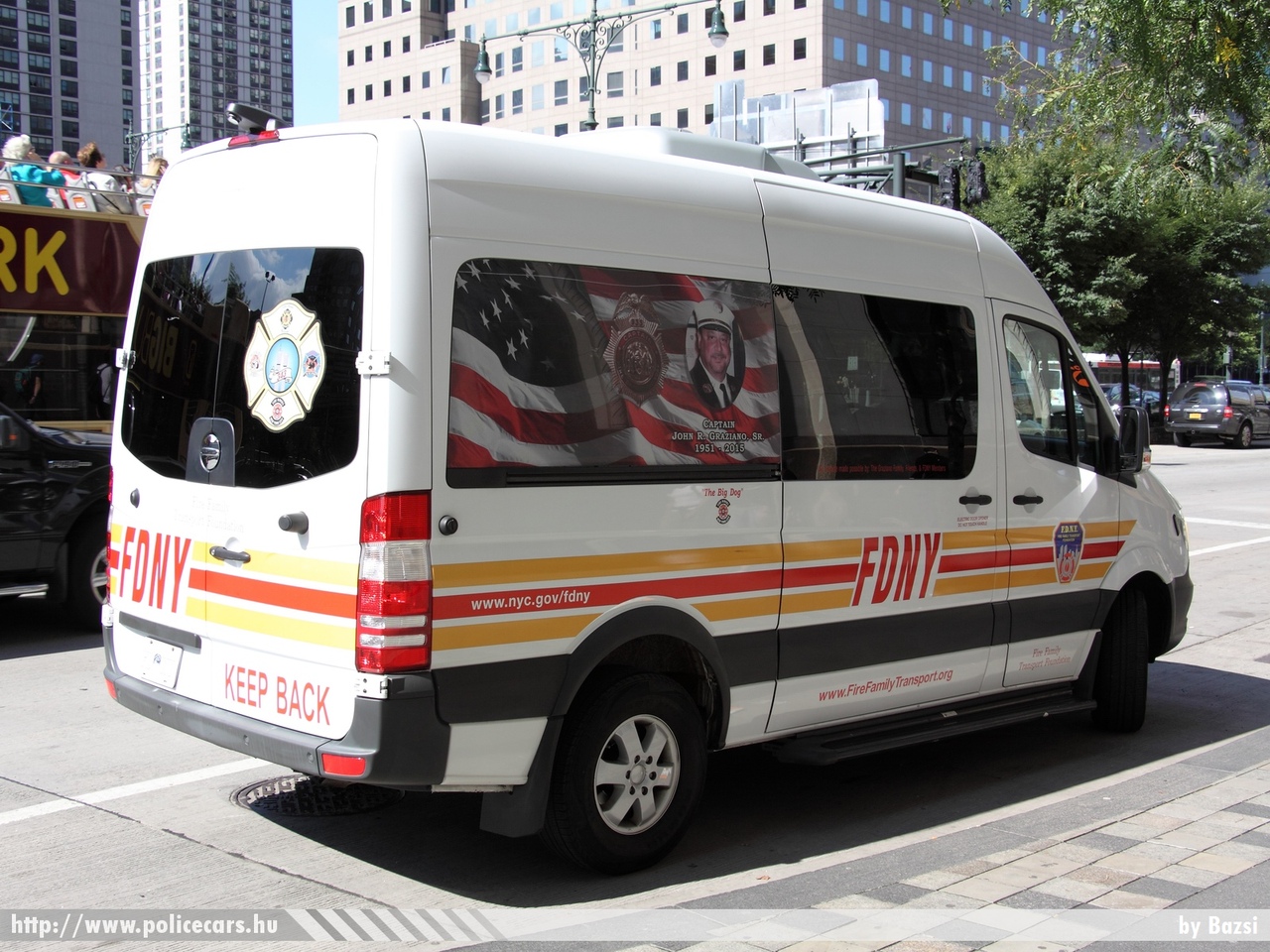 Freightliner Sprinter, New York, FDNY, fotó: Bazsi
Keywords: USA Amerikai Egyesült Államok tûzoltó tûzoltóautó fire firetruck united states
