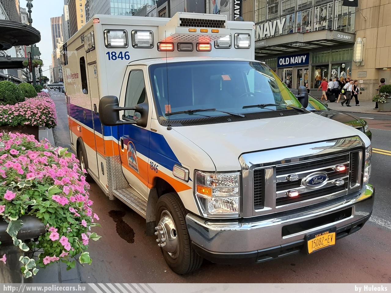 Ford E-350, fotó: Huleaks
Keywords: USA Amerikai Egyesült Államok mentő mentőautó ambulance united states