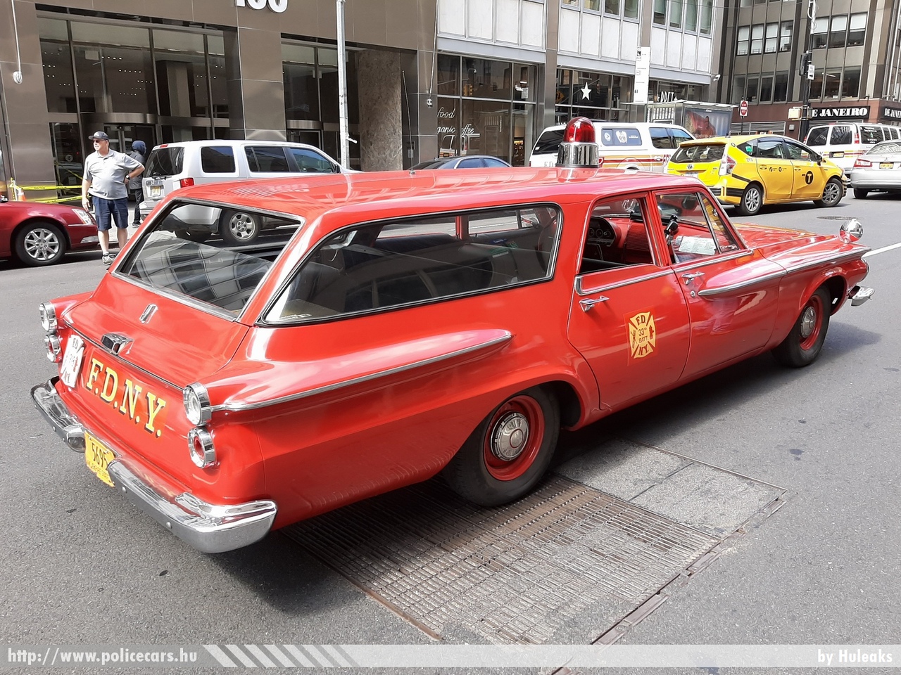 Dodge Dart, New York, FDNY, fotó: Huleaks
Keywords: USA Amerikai Egyesült Államok tûzoltó tûzoltóautó fire firetruck united states