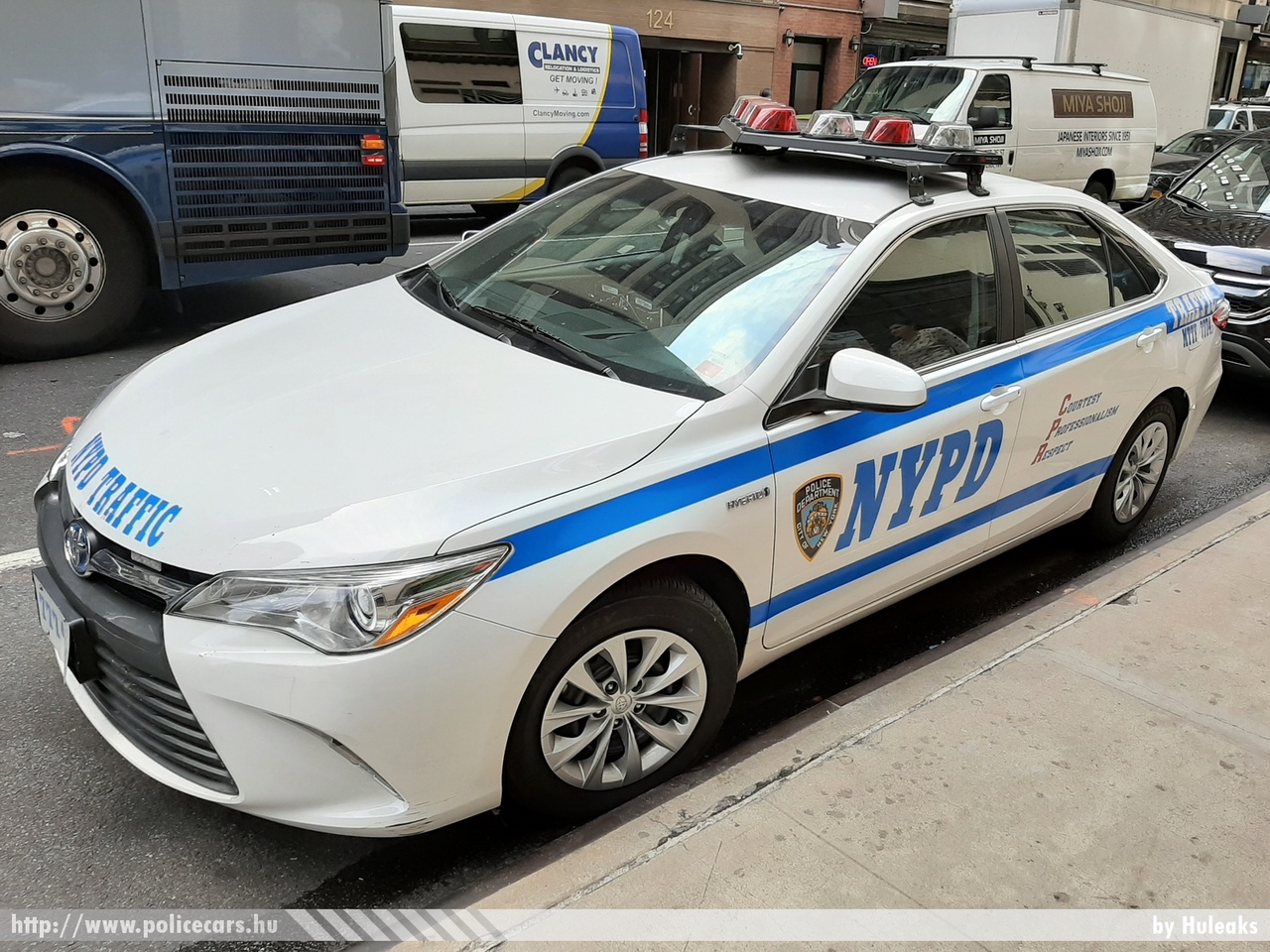 Toyota Camry, New York, NYPD, fotó: Huleaks
Keywords: USA Amerikai Egyesült Államok rendőr rendőrautó rendőrség police policecar united states