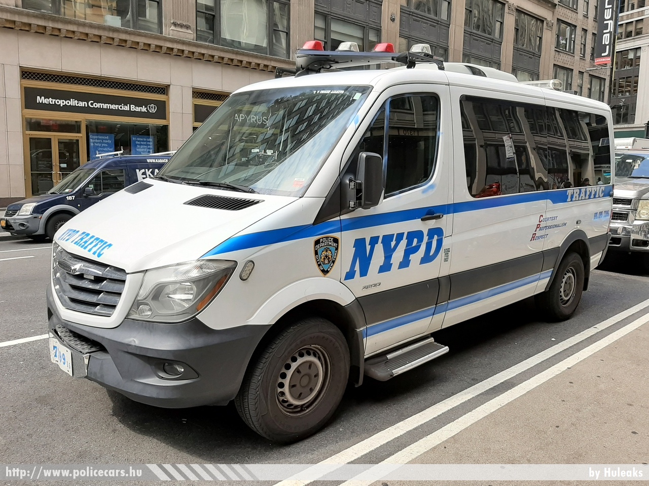Freightliner Sprinter, New York, NYPD, fotó: Huleaks
Keywords: USA Amerikai Egyesült Államok rendőr rendőrautó rendőrség police policecar united states