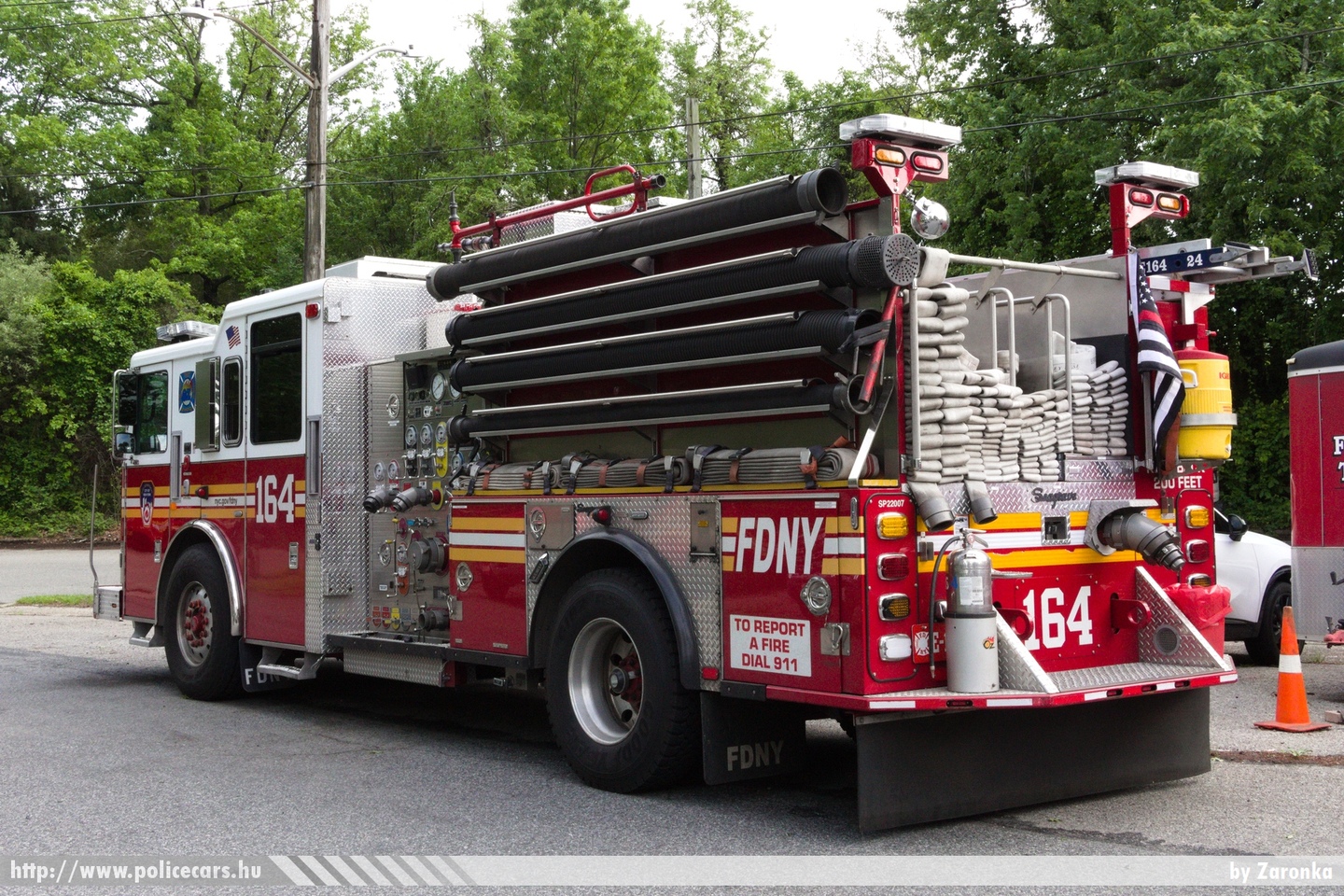 2022 Seagrave, New York City Fire Department Engine Company 164, fotó: Zaronka
Keywords: USA Amerikai Egyesült Államok tûzoltó tûzoltóautó fire firetruck united states