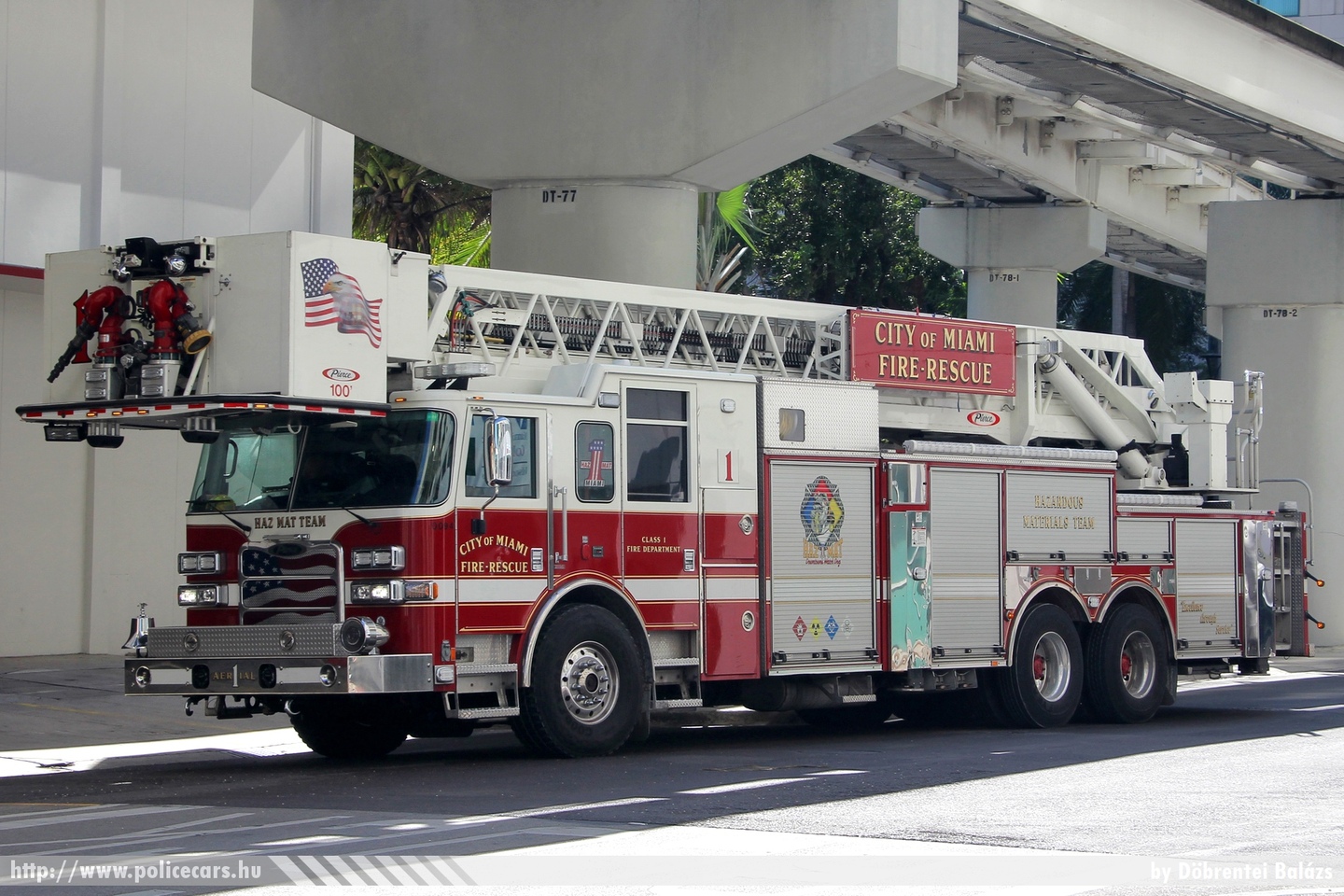 2019 Pierce Arrow XT Deep Notch 8110, Aerial 1, Haz Mat Team, City of Miami Department of Fire-Rescue, fotó: Döbrentei Balázs
Keywords: USA Amerikai Egyesült Államok tûzoltó tûzoltóautó fire firetruck united states
