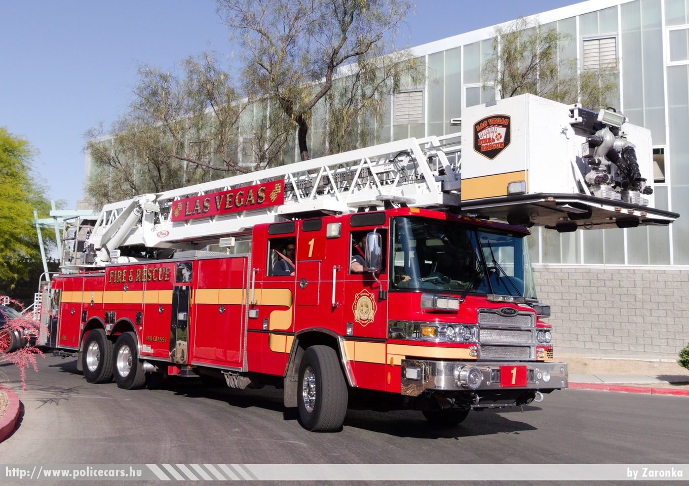 2012 Pierce Quantum, Truck 1, Las Vegas Fire & Rescue, fotó: Zaronka
Keywords: USA Amerikai Egyesült Államok tûzoltó tûzoltóautó fire firetruck united states