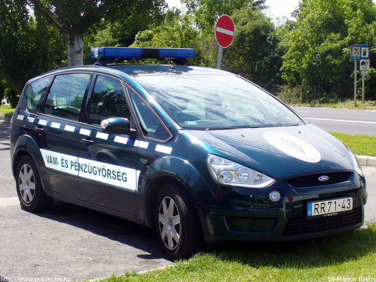 Ford S-Max, Vám- és Pénzügyõrség, fotó: Márton Balázs
Keywords: vám magyar Magyarország NAV VPOP pénzügyőrség RR71-43 Hungary hungarian customs