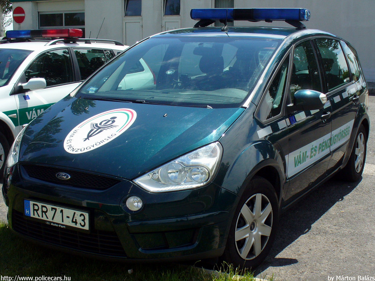 Ford S-Max, Vám- és Pénzügyõrség, fotó: Márton Balázs
Keywords: vám magyar Magyarország NAV VPOP pénzügyőrség RR71-43 Hungary hungarian customs